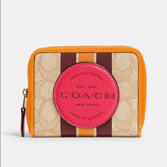 Coach Handbags - NWT COACH Dempsey Small Zip Around Wallet Patch